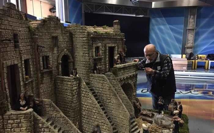 PRESEPE ARTISTA LUCANO