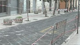 ATTENZIONE! CADONO CALCINACCI NEI PRESSI DI VIA DEL POPOLO A POTENZA!