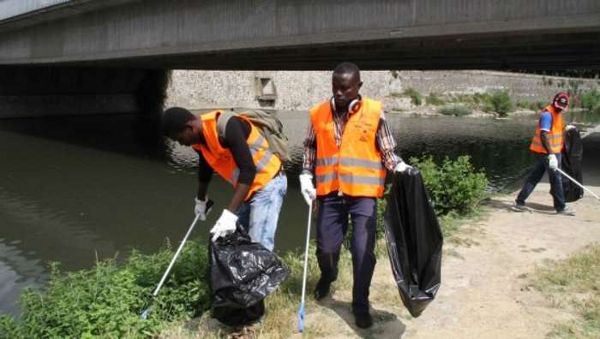 IERI MATTINA I MIGRANTI HANNO INIZIATO A LAVORARE A POTENZA