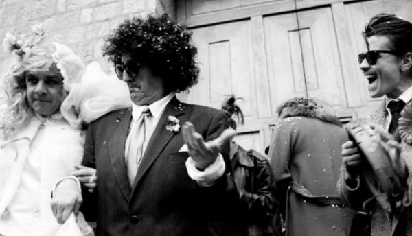 PER IL CARNEVALE DOMANI A TITO I MASCHI DIVENTANO FEMMINE E LE FEMMINE DIVENTANO MASCHI!