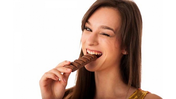 UNIVERSITÀ CERCASI VOLONTARI DISPOSTI A MANGIARE CIOCCOLATA GRATIS PER DUE MESI!