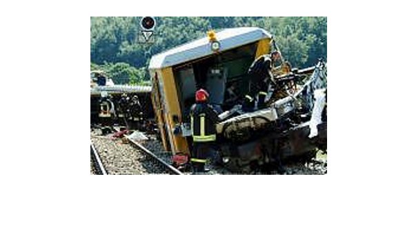 DUE OPERAI MORTI NELL'INCIDENTE FERROVIARIO DI AVIGLIANO: CHIESTE LE CONDANNE PER 5 INDAGATI